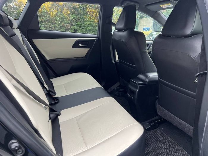 Toyota Auris 2016