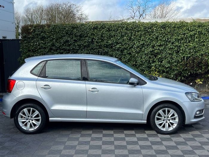 Volkswagen Polo 2015