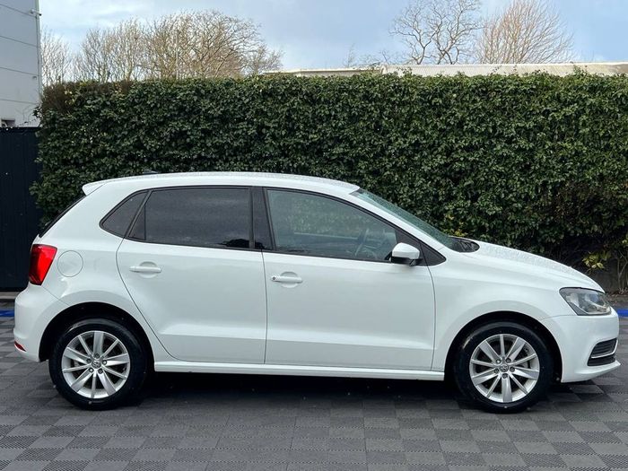 Volkswagen Polo 2015