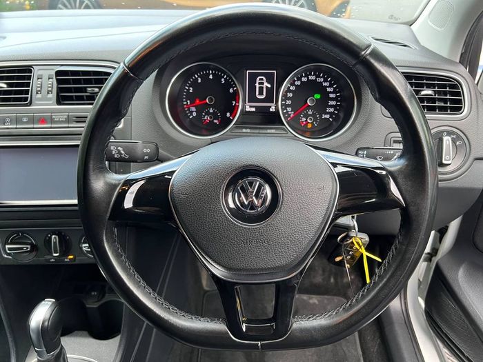 Volkswagen Polo 2015