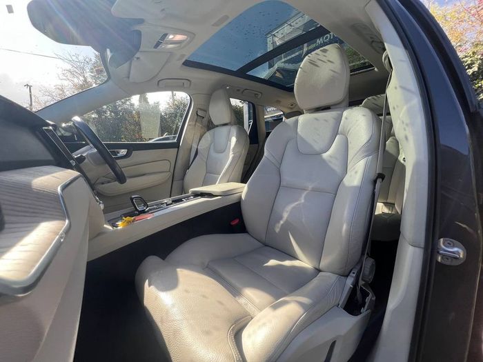 Volvo XC60 2023