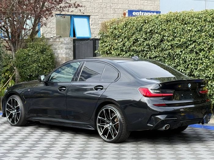 BMW 3 Series 2020