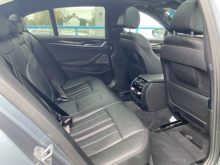 BMW 5 Series 2019