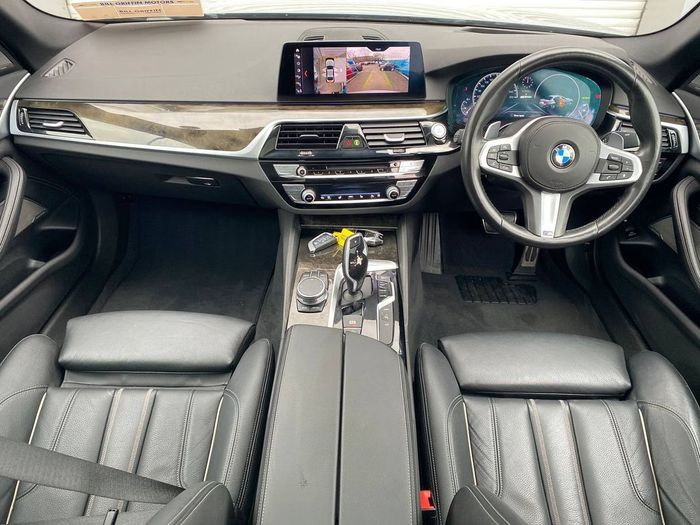 BMW 5 Series 2019