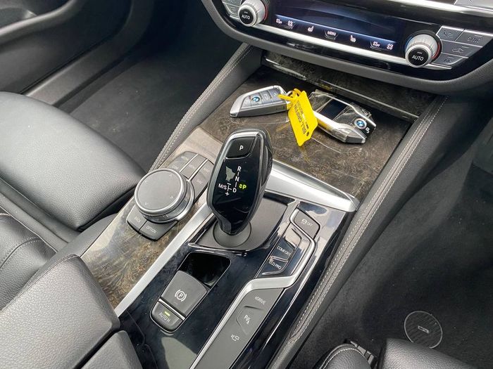 BMW 5 Series 2019