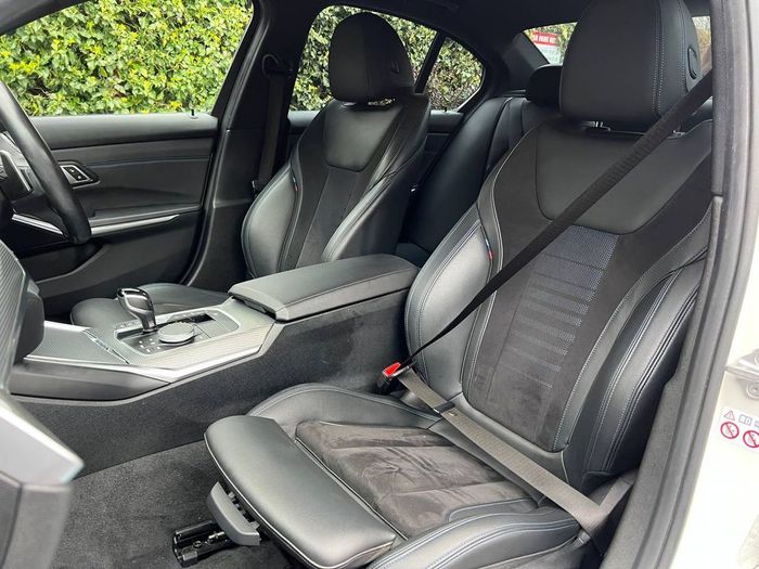 BMW 3 Series 2021