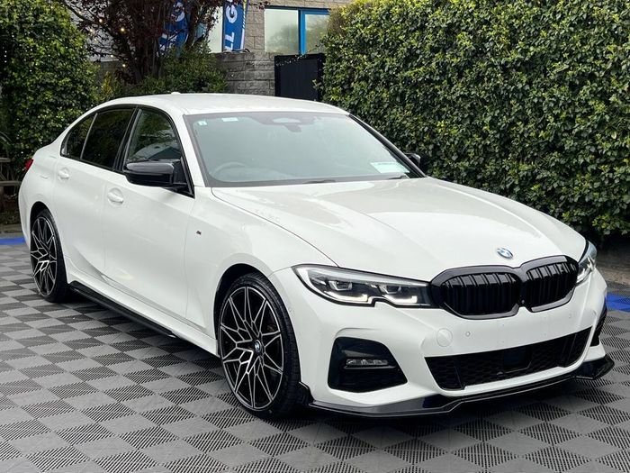 BMW 3 Series 2021