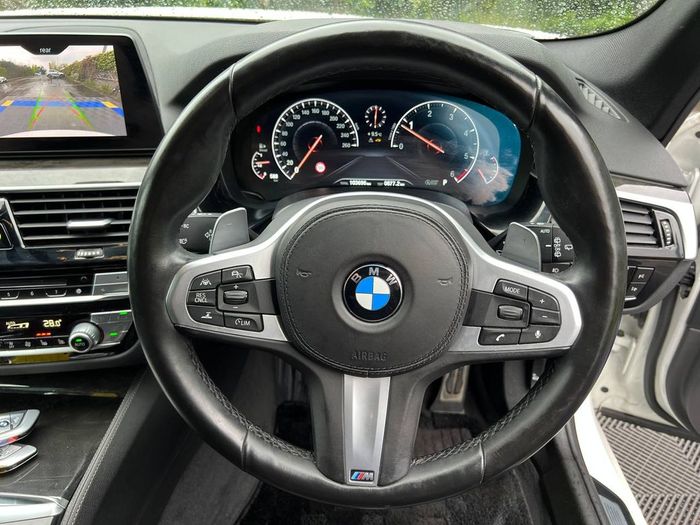 BMW 5 Series 2019