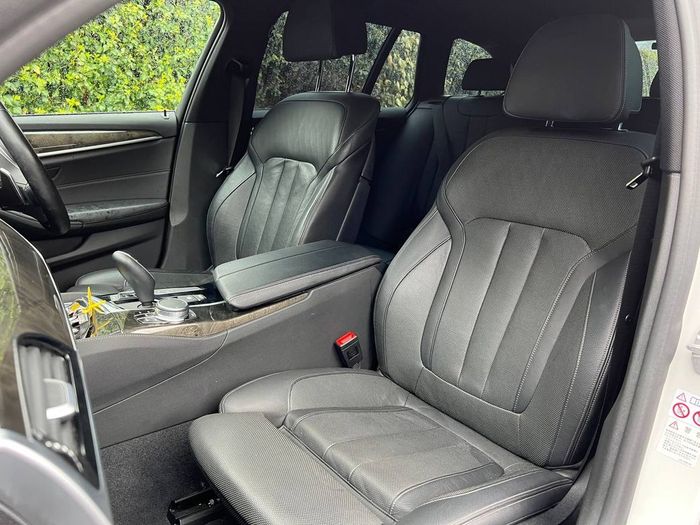 BMW 5 Series 2019