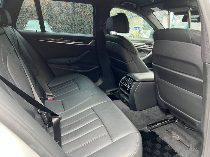 BMW 5 Series 2019
