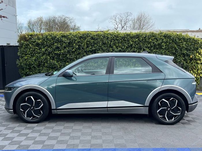 Hyundai Ioniq 2022
