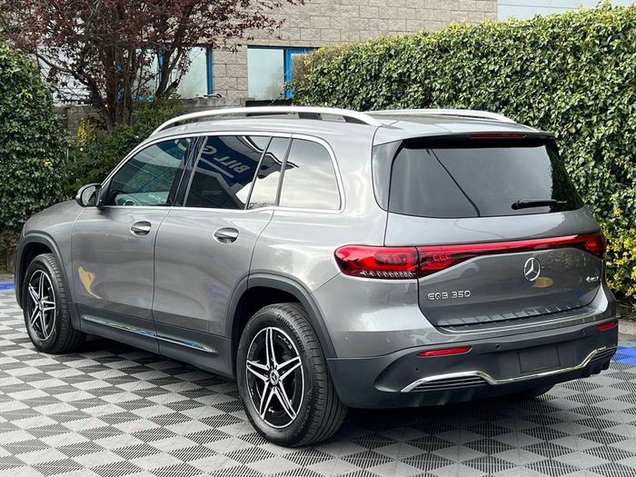 Mercedes-Benz EQB 2023