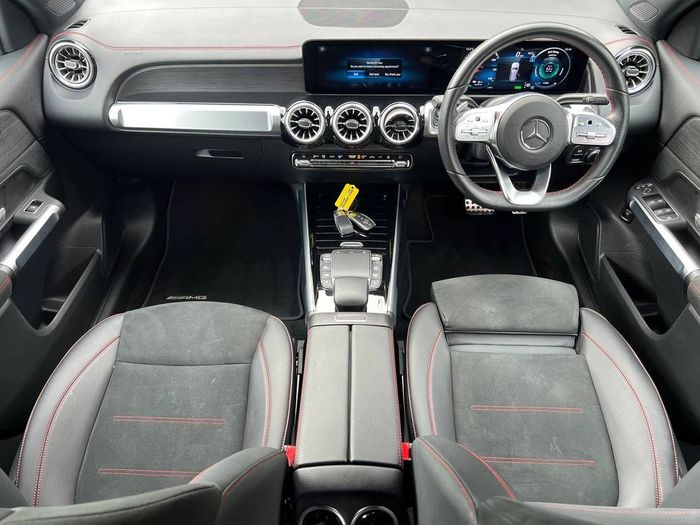 Mercedes-Benz EQB 2023