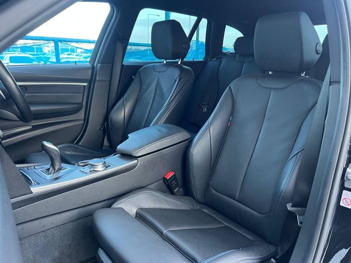 BMW 3 Series 2019