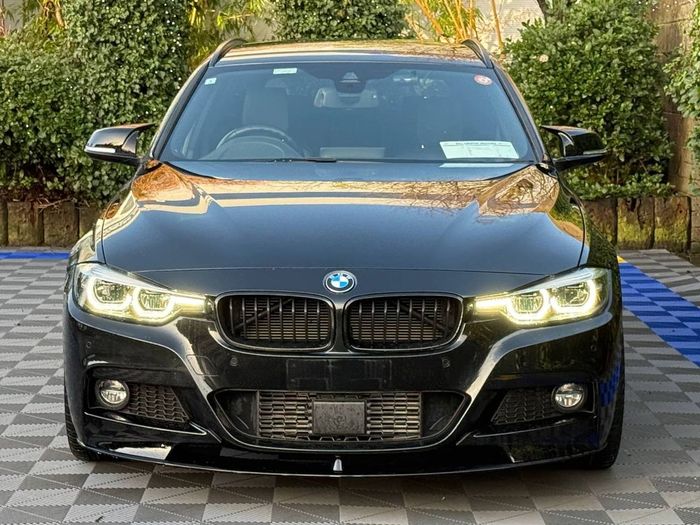 BMW 3 Series 2019