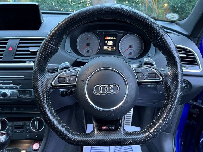 Audi RSQ3 2015