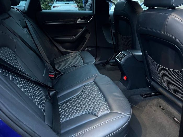 Audi RSQ3 2015