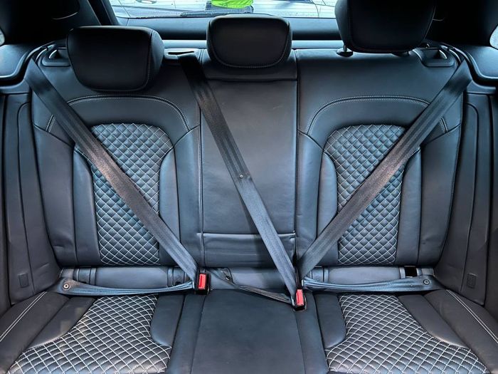 Audi RSQ3 2015