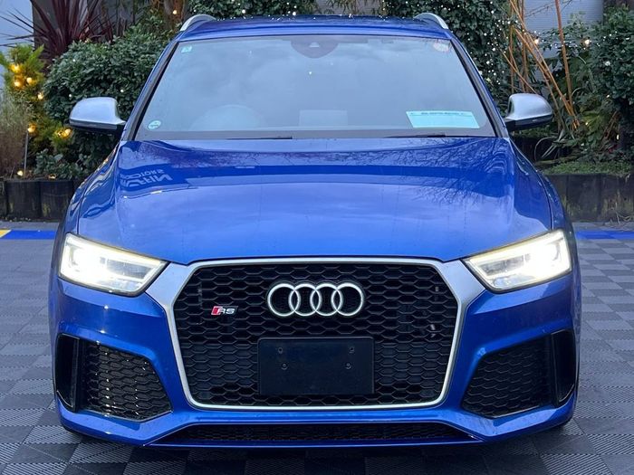 Audi RSQ3 2015