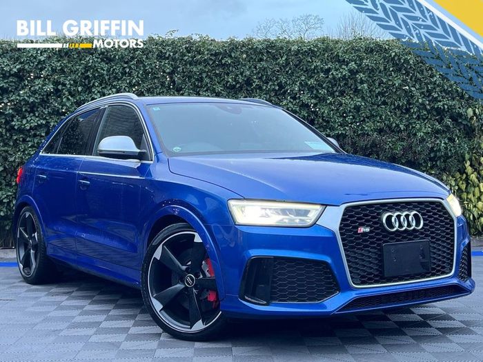 Audi RSQ3 2015