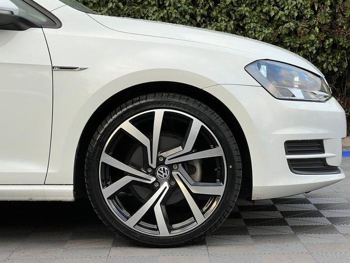 Volkswagen Golf 2014