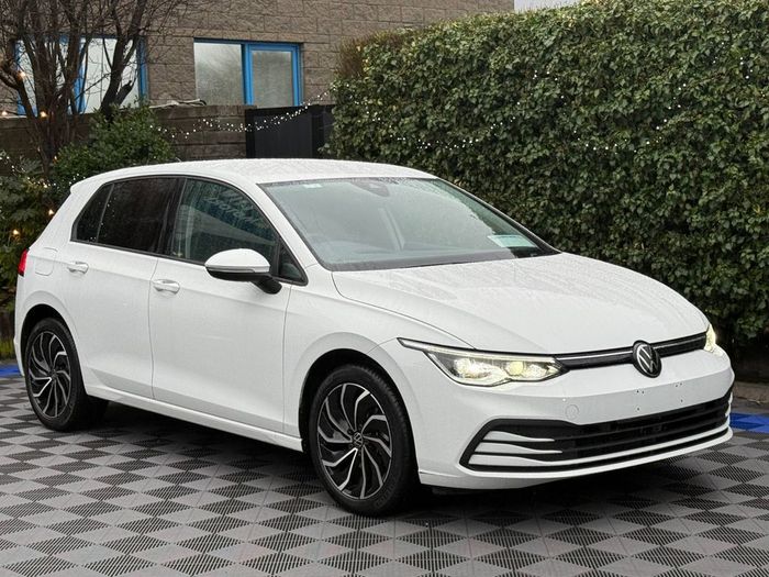 Volkswagen Golf 2024