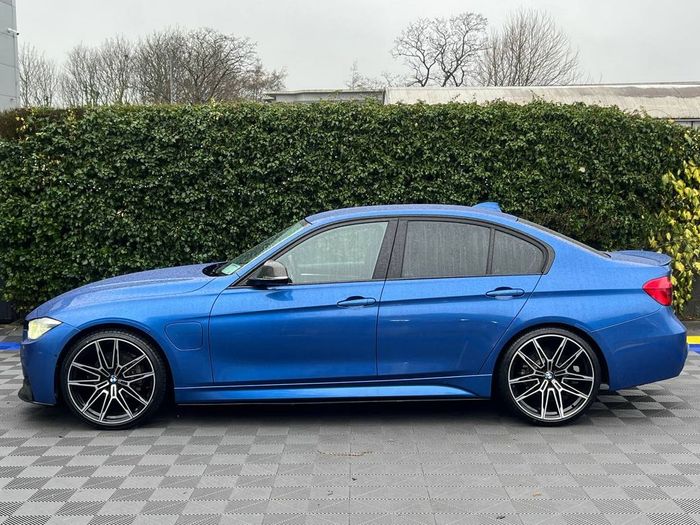 BMW 3 Series 2019