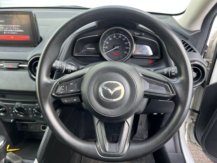 Mazda Demio 2017