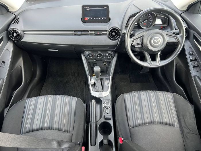 Mazda Demio 2017