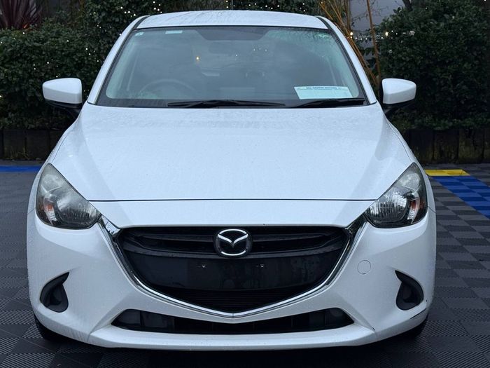 Mazda Demio 2017