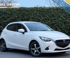 Mazda Demio 2016