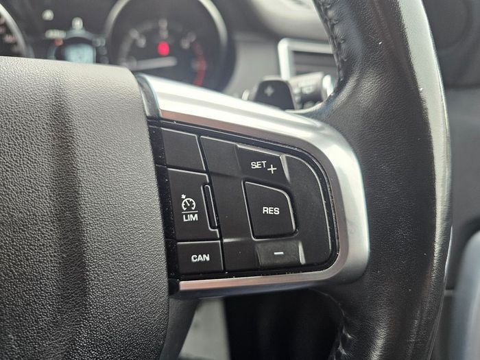 Land Rover Discovery Sport 2018