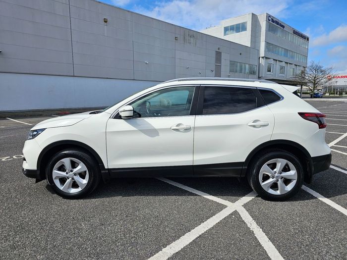 Nissan QASHQAI 2018