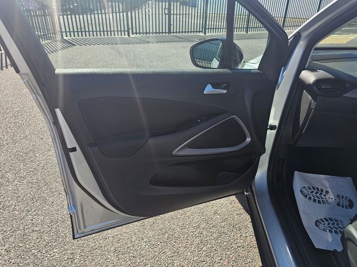 Opel Crossland 2023