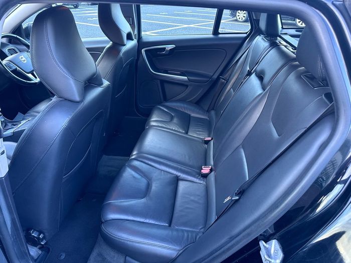 Volvo V60 2015
