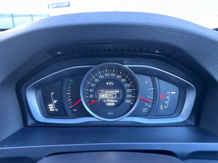 Volvo V60 2015