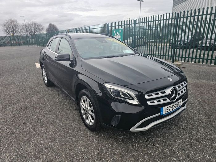 Mercedes-Benz GLA Class 2019