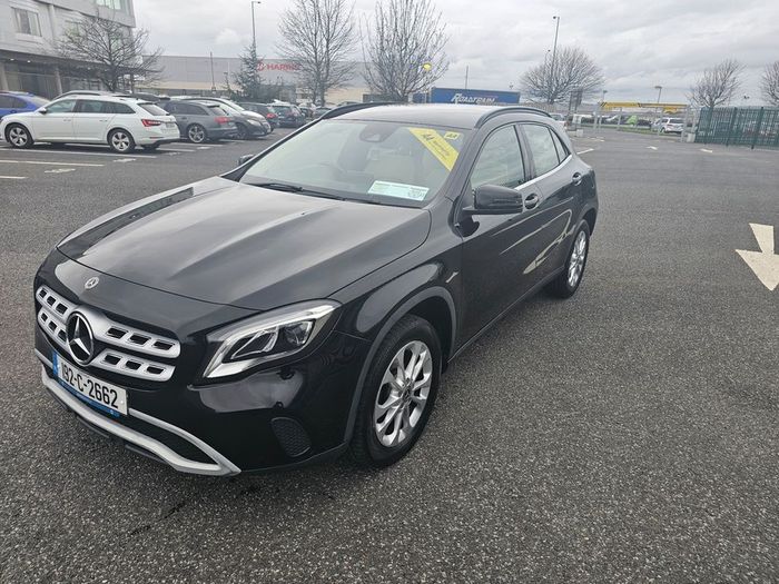 Mercedes-Benz GLA Class 2019