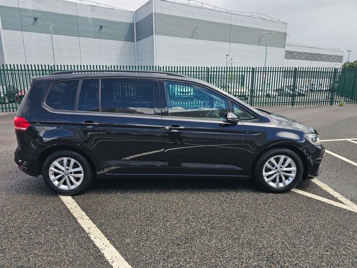Volkswagen Touran 2016