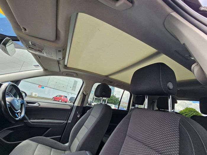 Volkswagen Touran 2016
