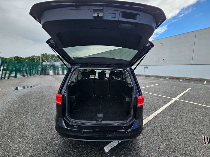 Volkswagen Touran 2016