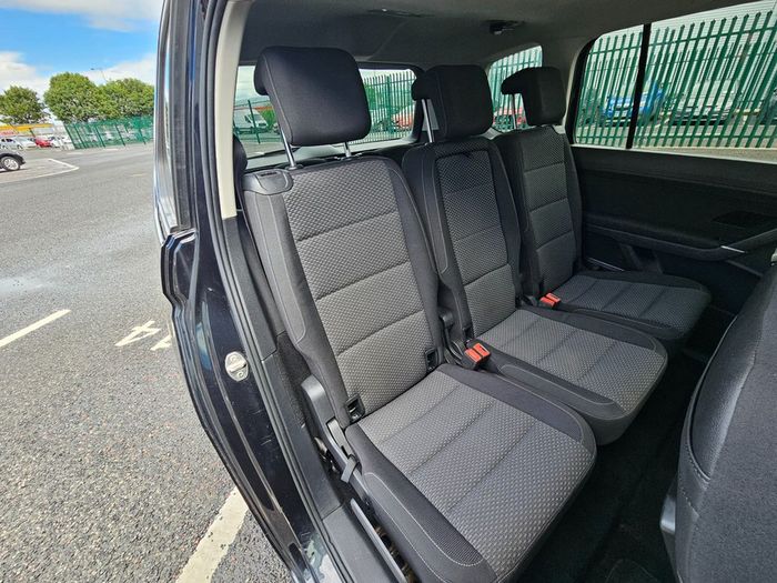Volkswagen Touran 2016