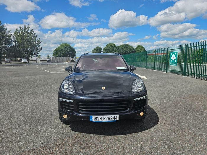 Porsche Cayenne 2016