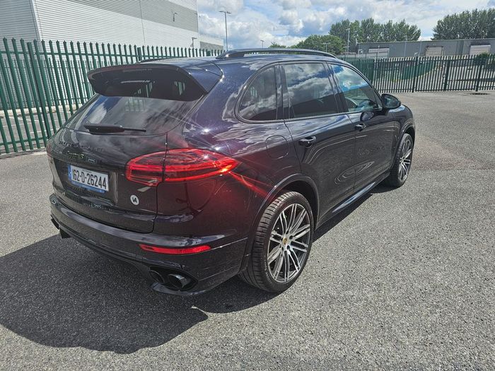 Porsche Cayenne 2016