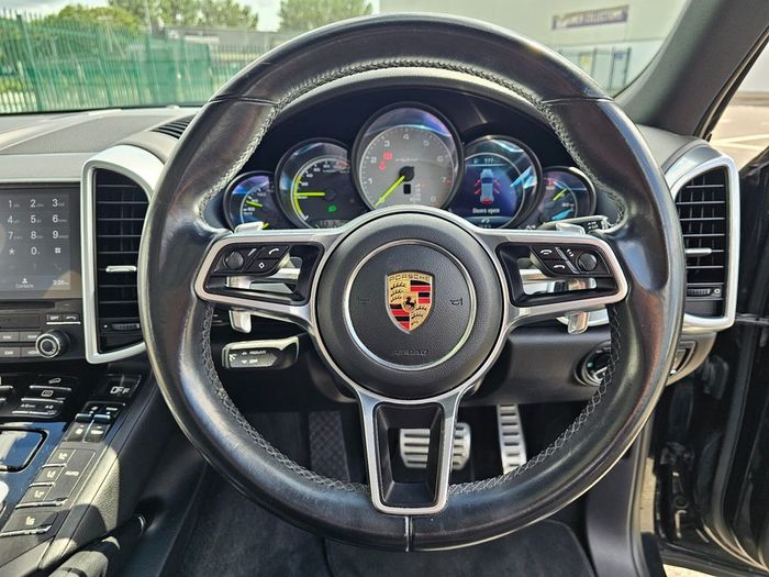 Porsche Cayenne 2016