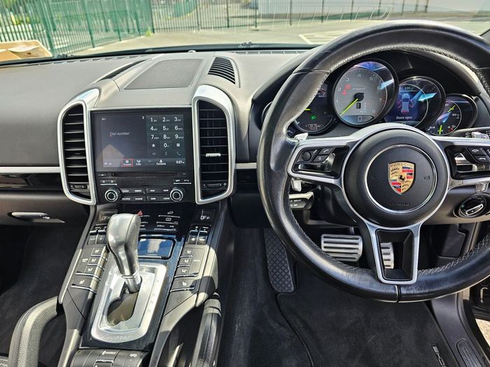 Porsche Cayenne 2016