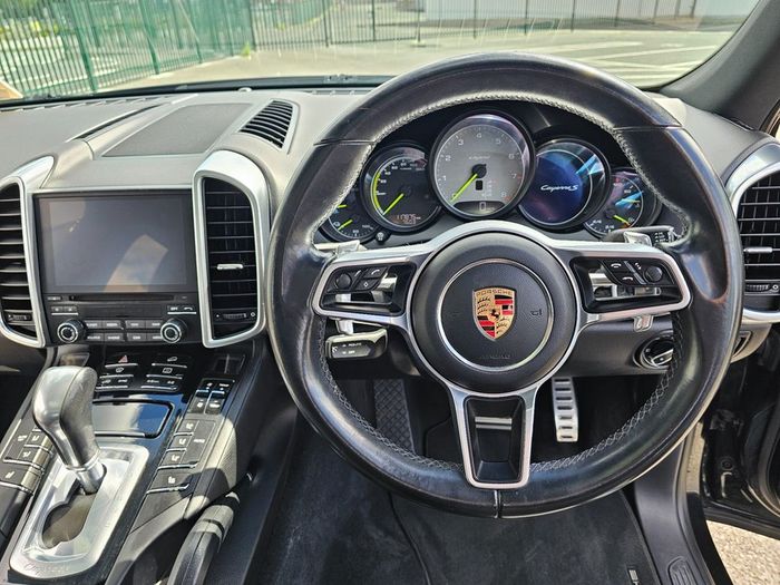 Porsche Cayenne 2016