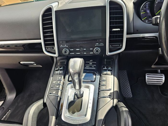 Porsche Cayenne 2016