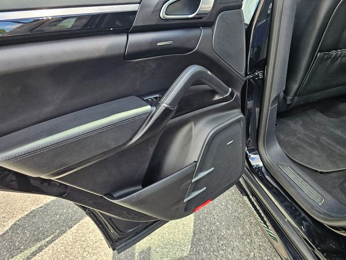 Porsche Cayenne 2016