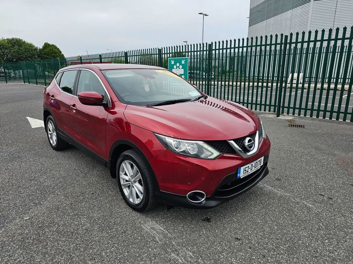 Nissan QASHQAI 2015